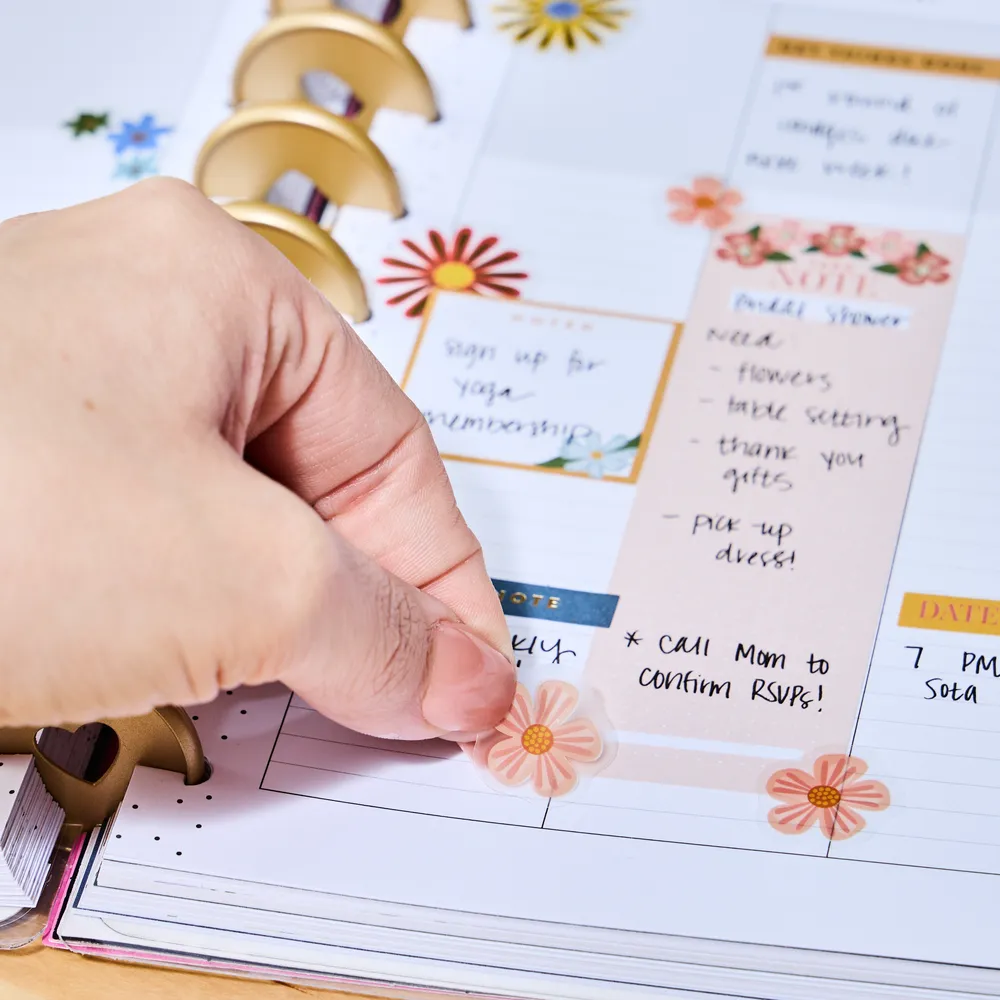 2024 Spring Market Happy Planner - Classic Lined Vertical Layout - 18 Months