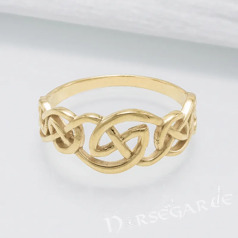 Handcrafted Small Celtic Knot Ring - Gold