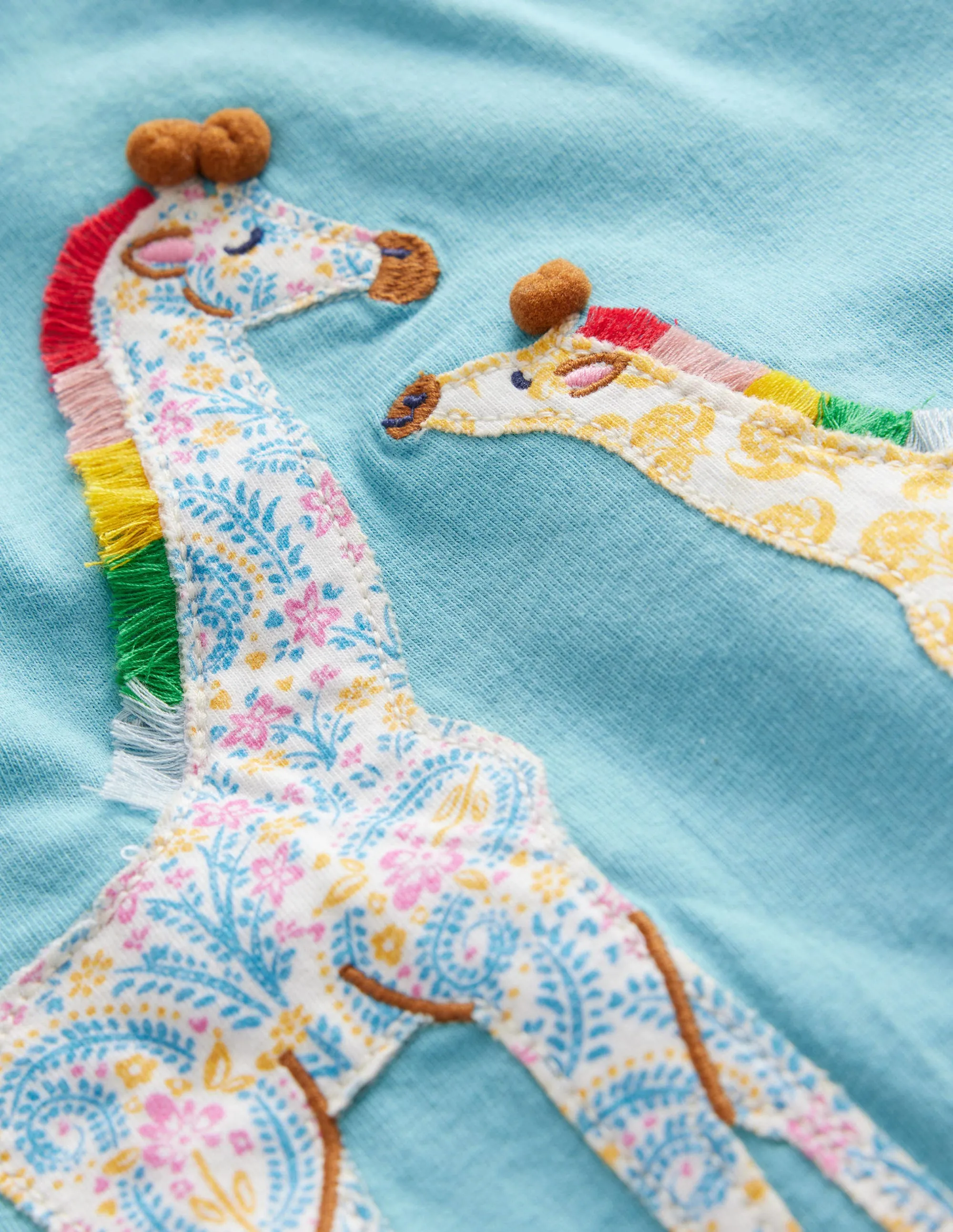 Puff Sleeve Appliqué T-shirt-Delphinium Blue Giraffe