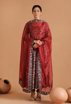 Set Of 3: Binita Allover Kalamkari Kurta With Chooridar & Sheer Organza Dupatta